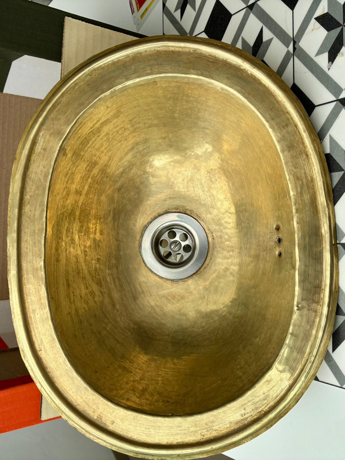 Gehamerde koperen spoelbak, Ophalen, Gebruikt, Koper, Wastafel