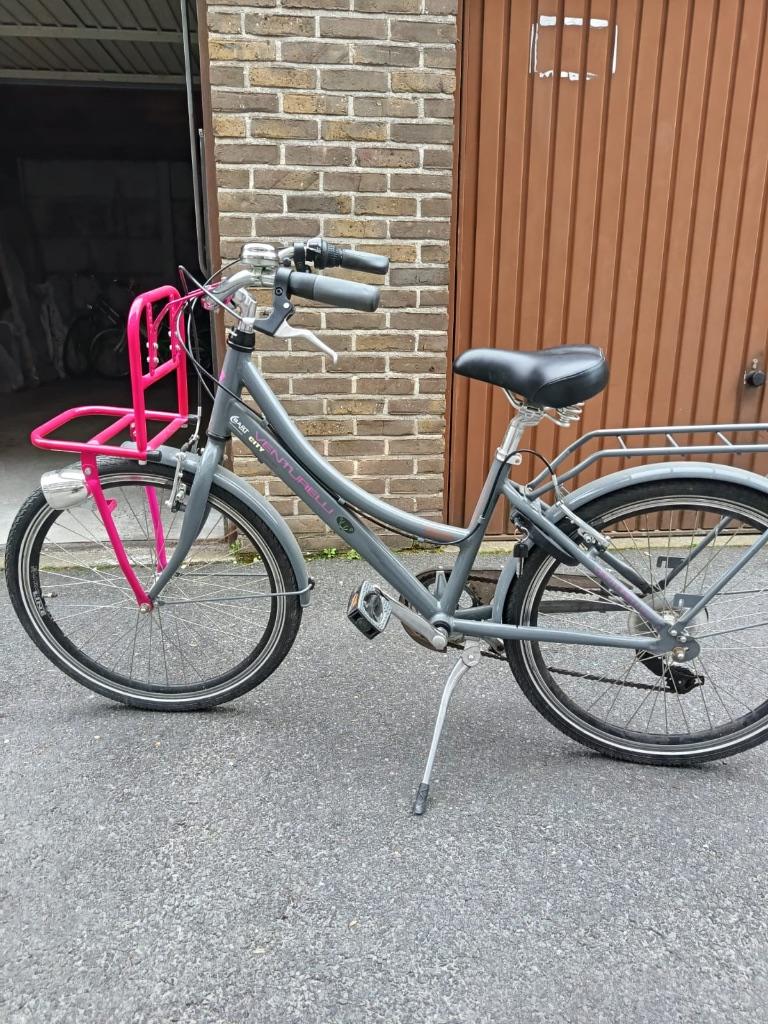 Meisjesfiets Venturelli City, Ophalen, Zo goed als nieuw, 24 inch, Venturelli