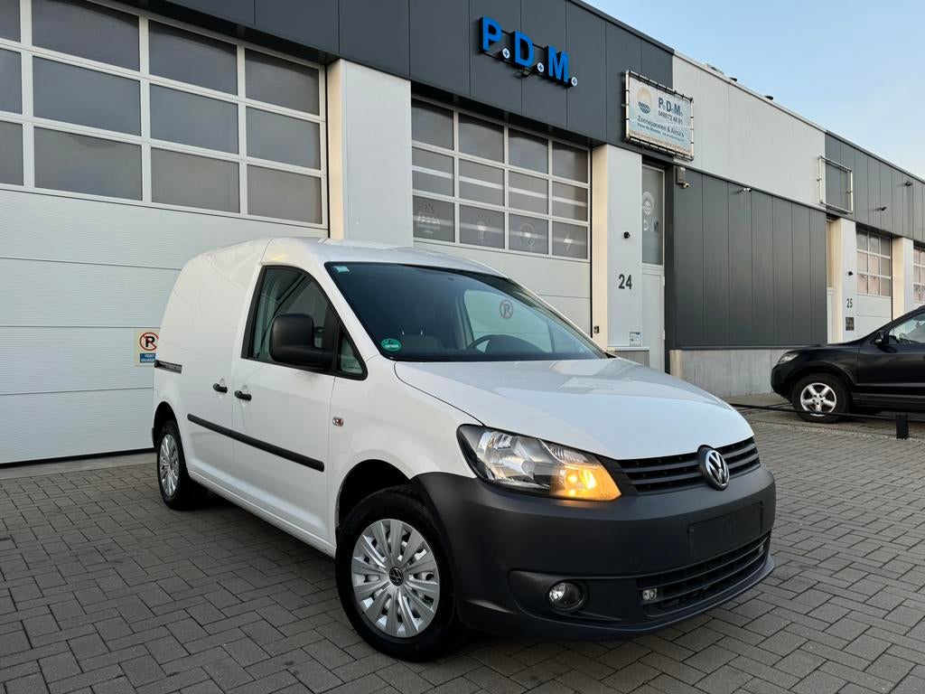 VW Caddy 1.6TDI 150.000Km Ond.Boek / 12M. Gr. / Gekeurd, Auto's, Voorwielaandrijving, Euro 5, Volkswagen, Leder en Stof