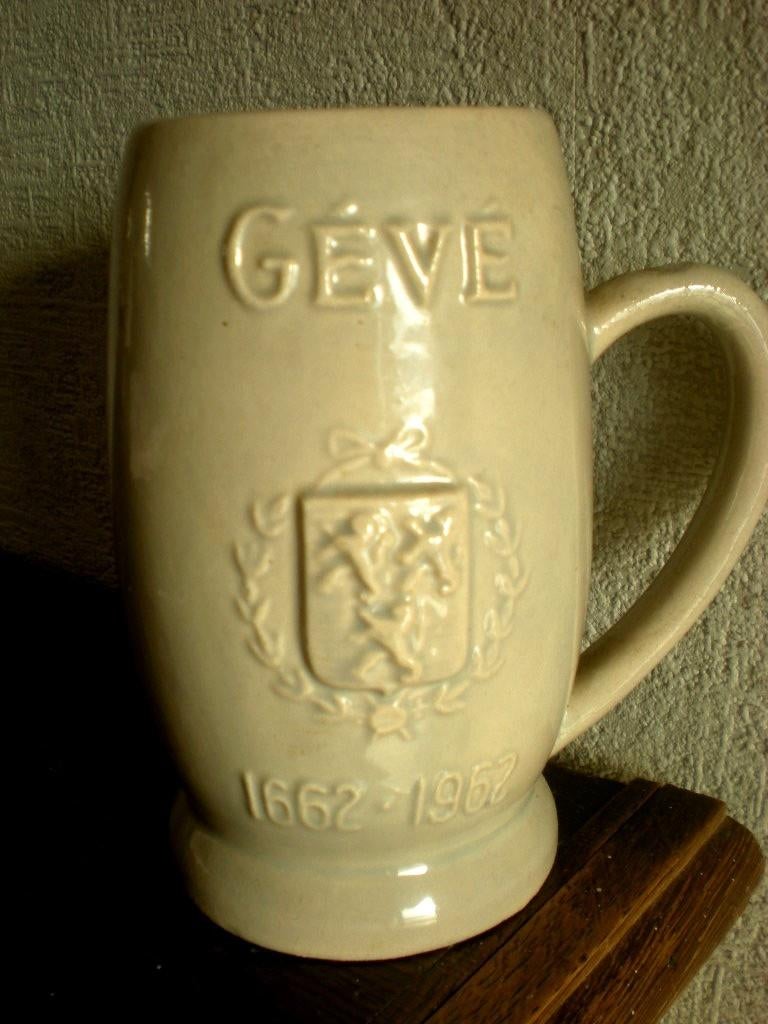 GEVE 1662-1962  chope, Collections, Marques de bière, Enlèvement ou Envoi, Comme neuf, Chope(s)