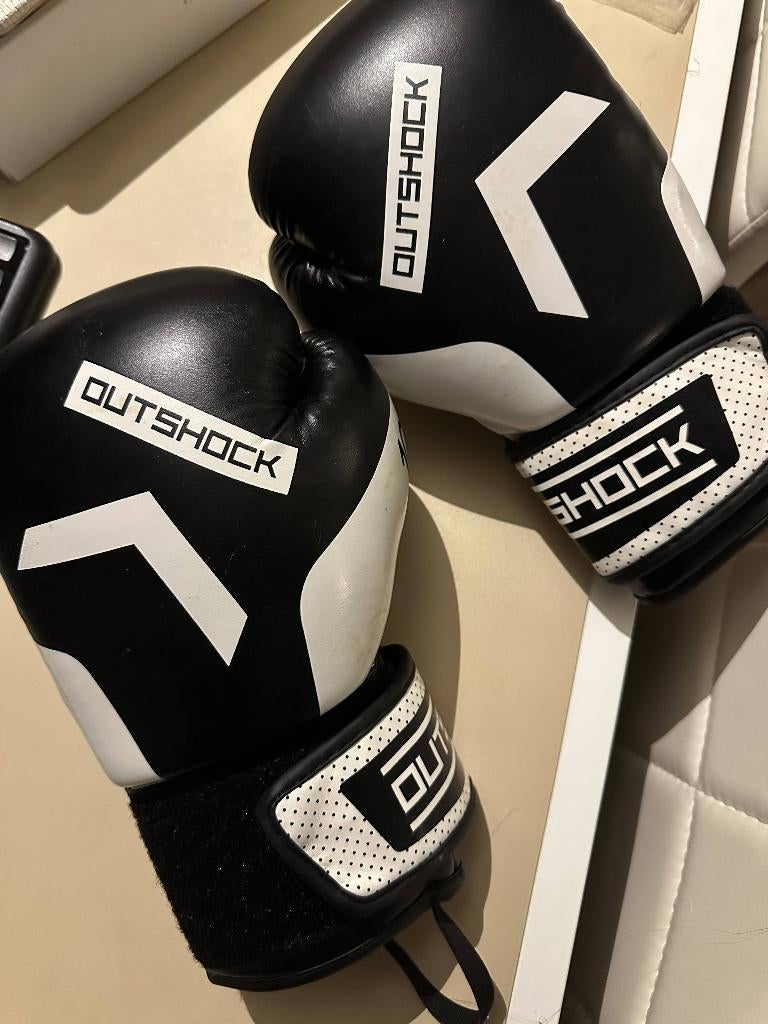 Bokshandschoenen Outshock Decathlon, Enlèvement, Comme neuf, Gants de boxe