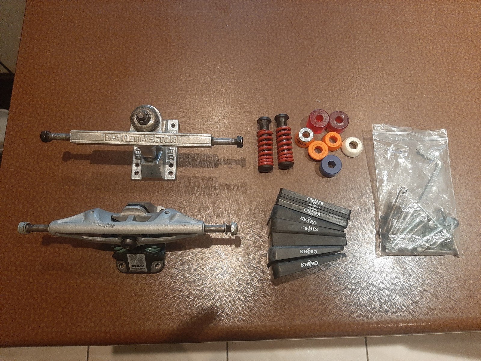 Ensemble de camions Longboard LDP — Bennett Vector & Seismic, Sports & Fitness, Enlèvement ou Envoi, Utilisé, Longboard