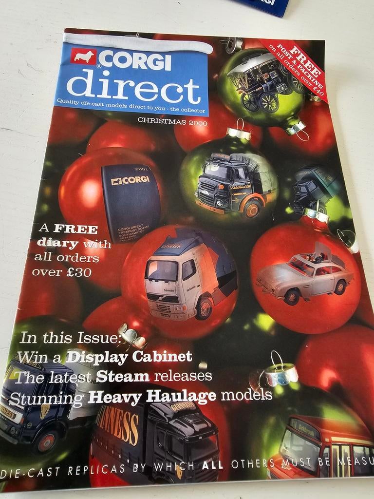 Catalogue Corgi Direct Christmas 2000 pour les collectionneu, Enlèvement ou Envoi