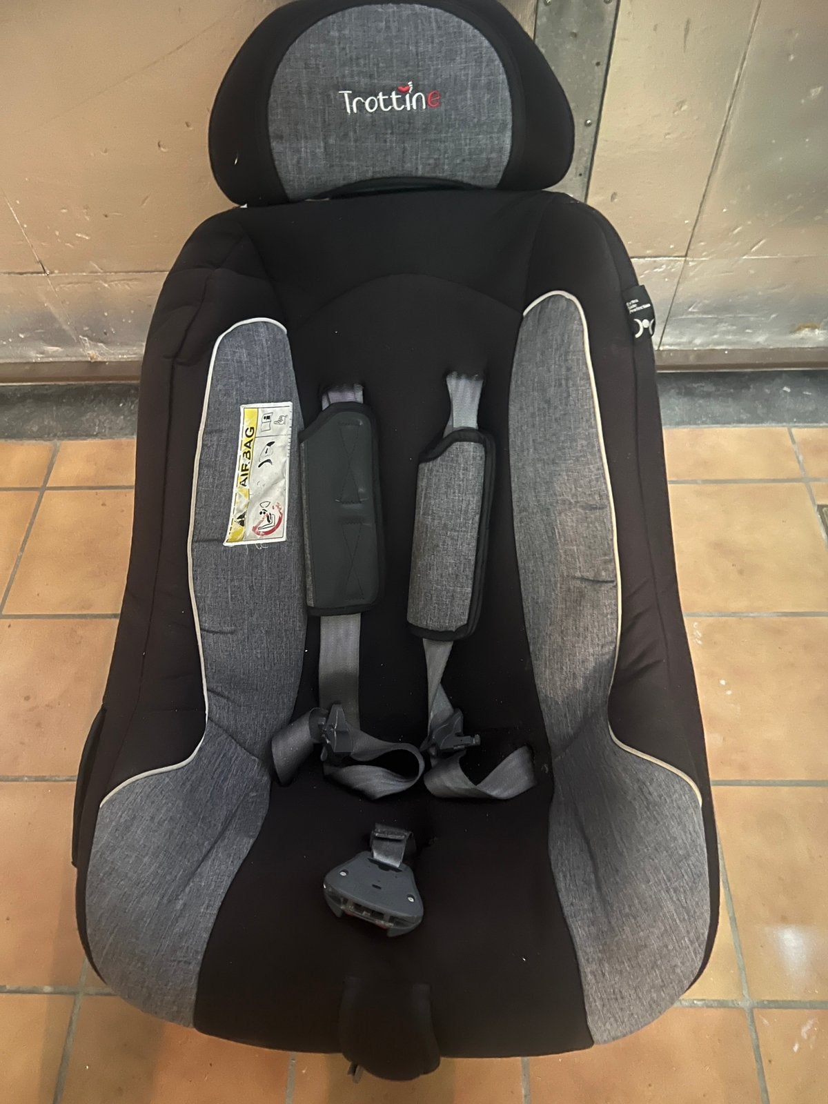 Trottine autostoeltje in goede staat, Kinderen en Baby's, Autostoeltjes, Ophalen, Zo goed als nieuw, 0 t/m 18 kg