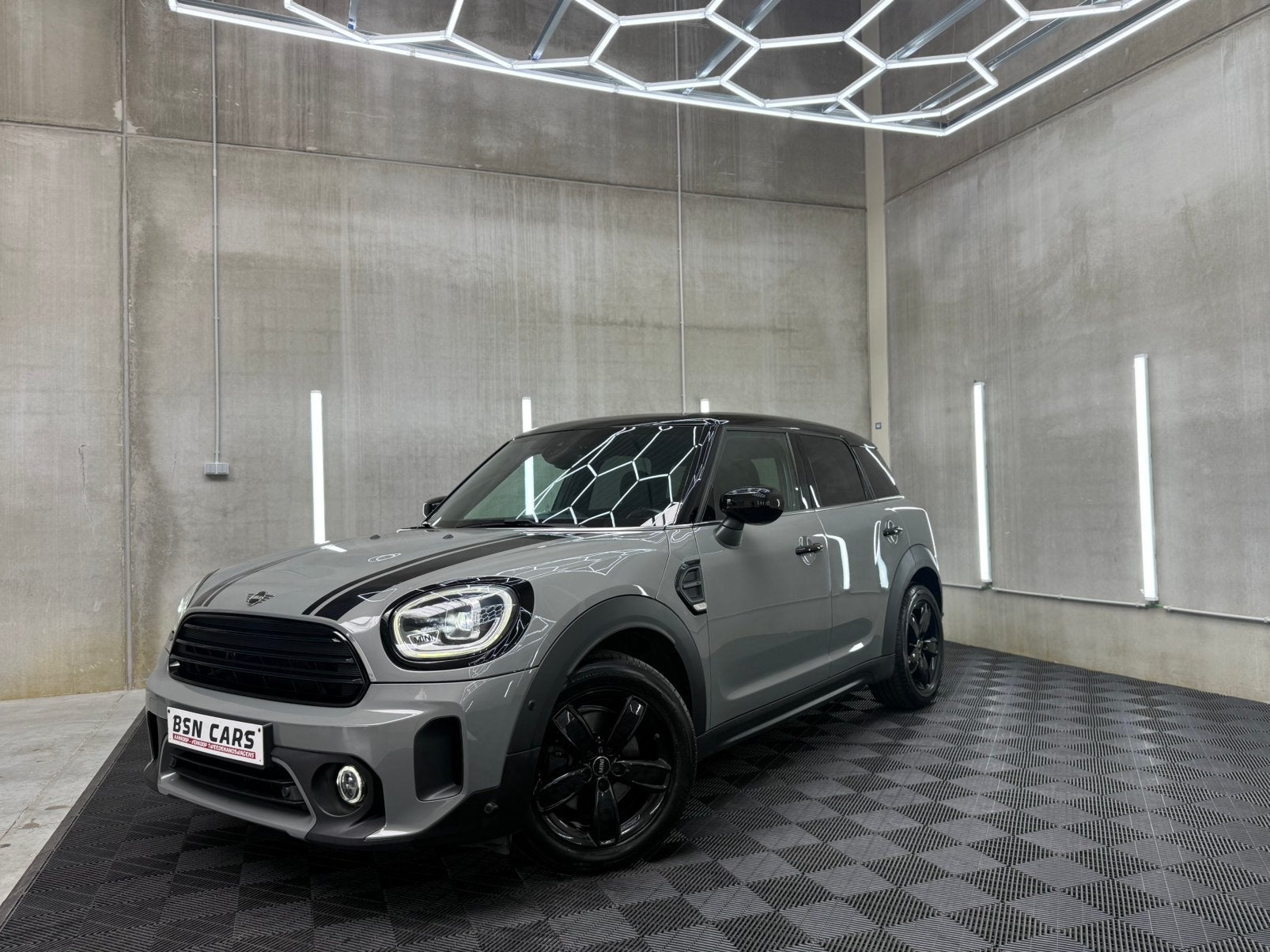 MINI COOPER COUNTRYMAN D/CARPLAY/CAMERA/1EIGENAAR/SFEER/GRNT, Autos, Mini, 100 kW, Achat, https://public.car-pass.be/vhr/f9316e11-06af-4fc5-b26b-09aa44c72946