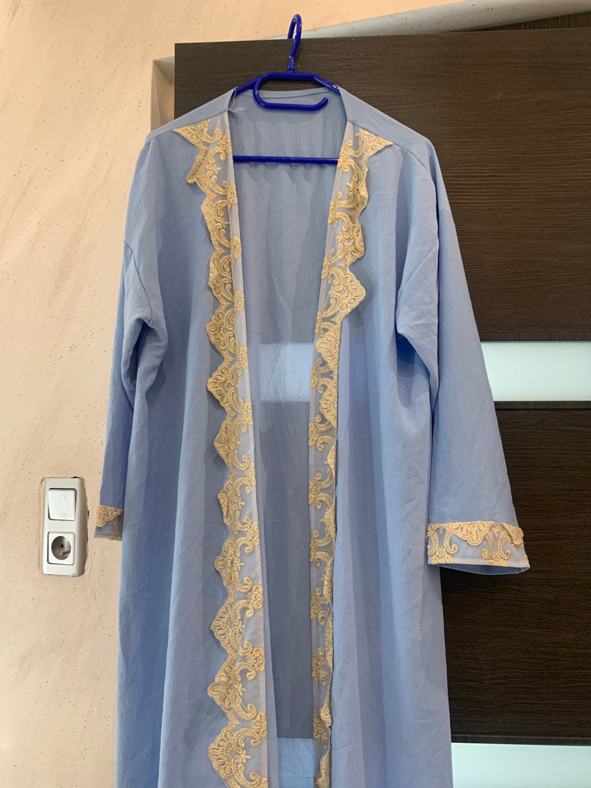 Abaya, Enlèvement ou Envoi, Comme neuf