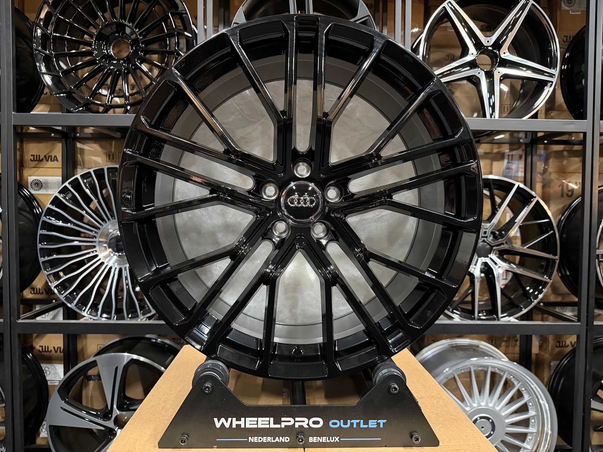 20 inch Audi RS look velgen A4 A5 A6 A7 A8 Q3 Q5 Q7 RS4 RS5, Autos : Pièces & Accessoires, Pneus & Jantes, Jante(s), Véhicule de tourisme