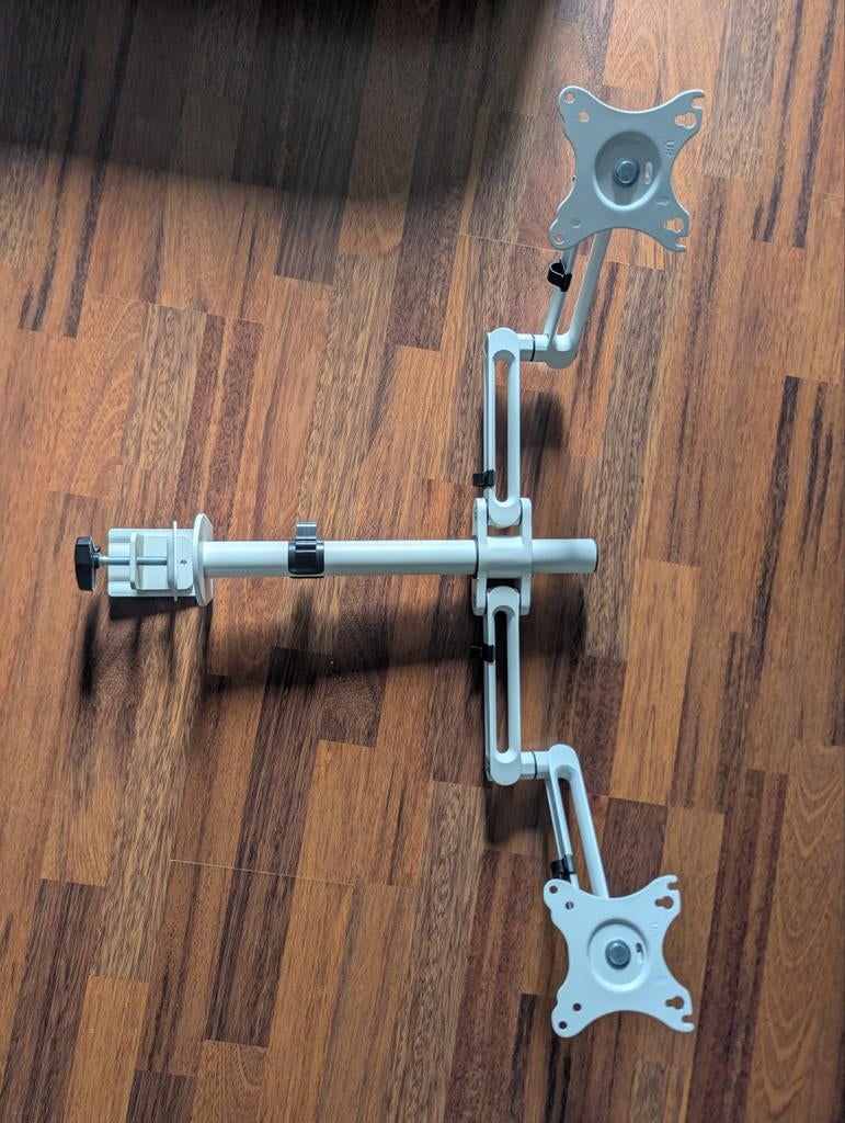 Dual monitor arm, Computers en Software, Monitoren, Ophalen of Verzenden