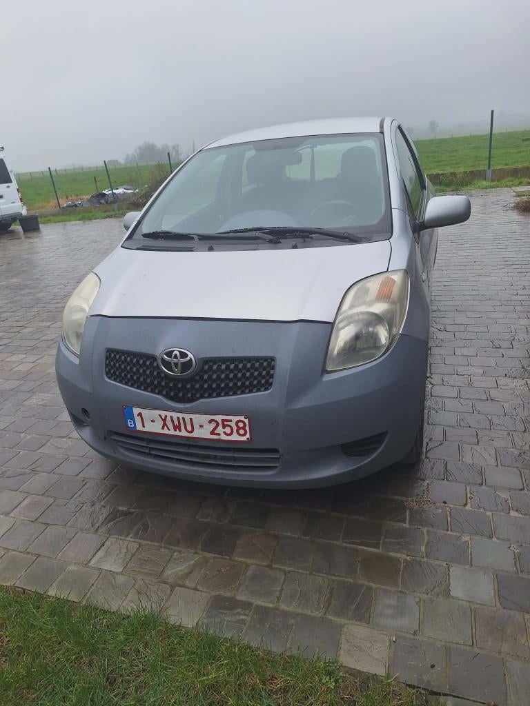 toyota yaris 2008 onderdelen, Auto's, Toyota, Voorwielaandrijving, Stof, Zwart, 0 kg