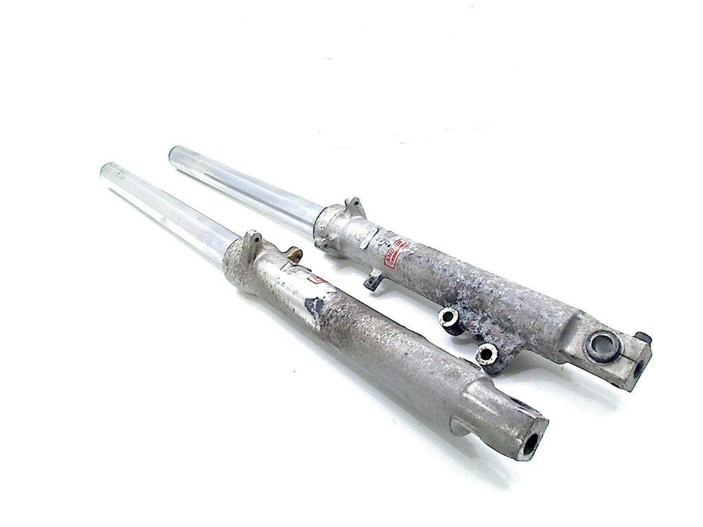 FOURCHE AVANT COMPLET Suzuki, Motos, Dhr. S. di Majo, Utilisé, Info@cama-motorparts.nl, P.J. Troelstraweg 8 8
3144 CX  MAASSLUIS, NL
