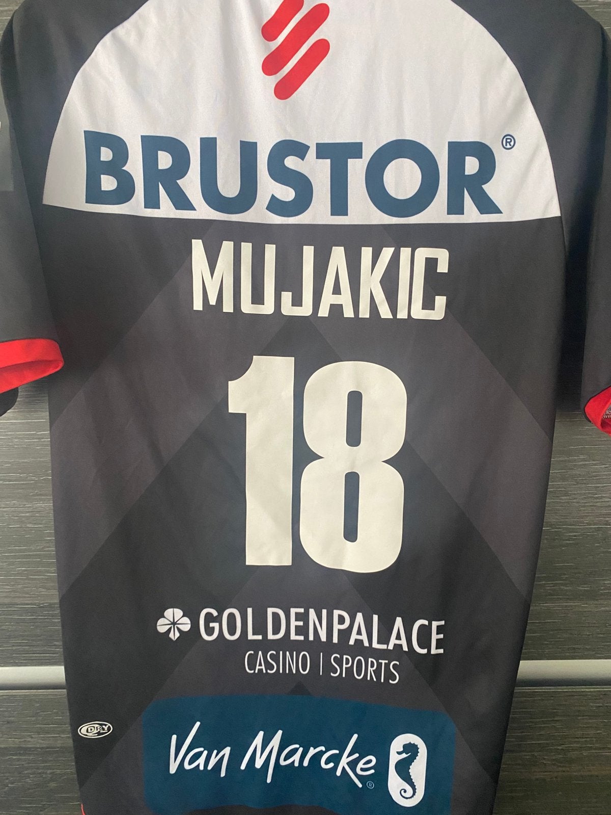 Maillot Kv Kortrijk Nihad Mujakic, Enlèvement ou Envoi, Utilisé, Maillot