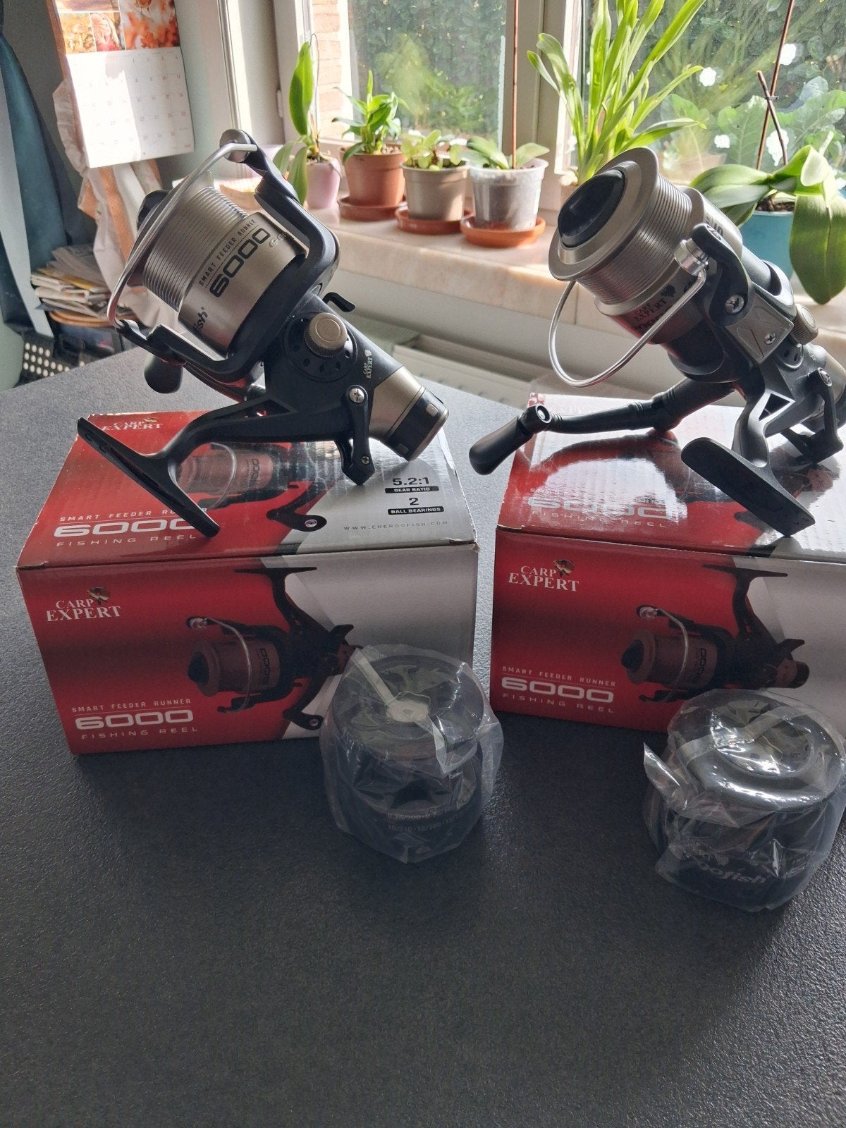 2 x CARP EXPERT SMART 6000 VRIJLOOP. NIEUW, Enlèvement ou Envoi, Neuf, Moulinet