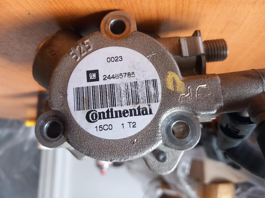 Originele hogedrukpomp Z22YH 24465785 Continental, Auto-onderdelen, Ophalen of Verzenden, Gebruikt