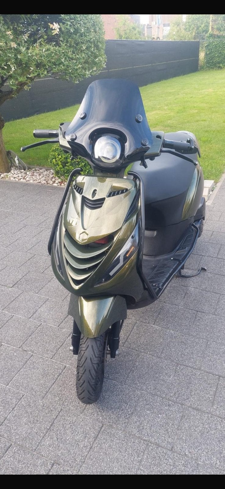 Piaggio zip malossi, Fietsen en Brommers, Ophalen, Zo goed als nieuw, Zip