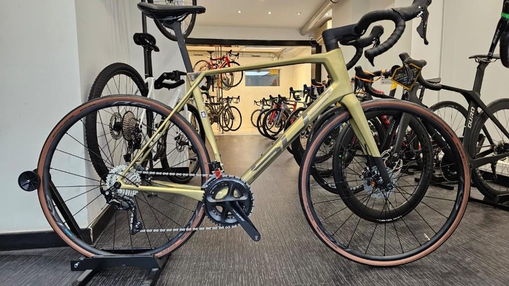 *NEWP+ROMO* Superior X-road Team Elite se disc carbone, Enlèvement, Neuf