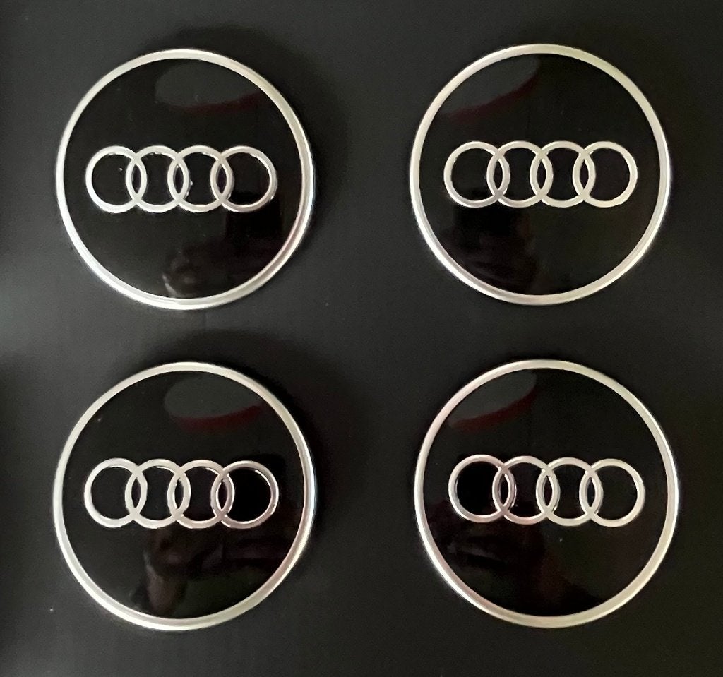 4 cache-moyeux dynamiques AUDI (originaux), Enlèvement, Jante(s)