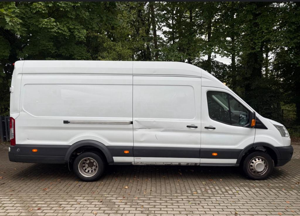 Ford L4H3 2018, Offres d'emploi