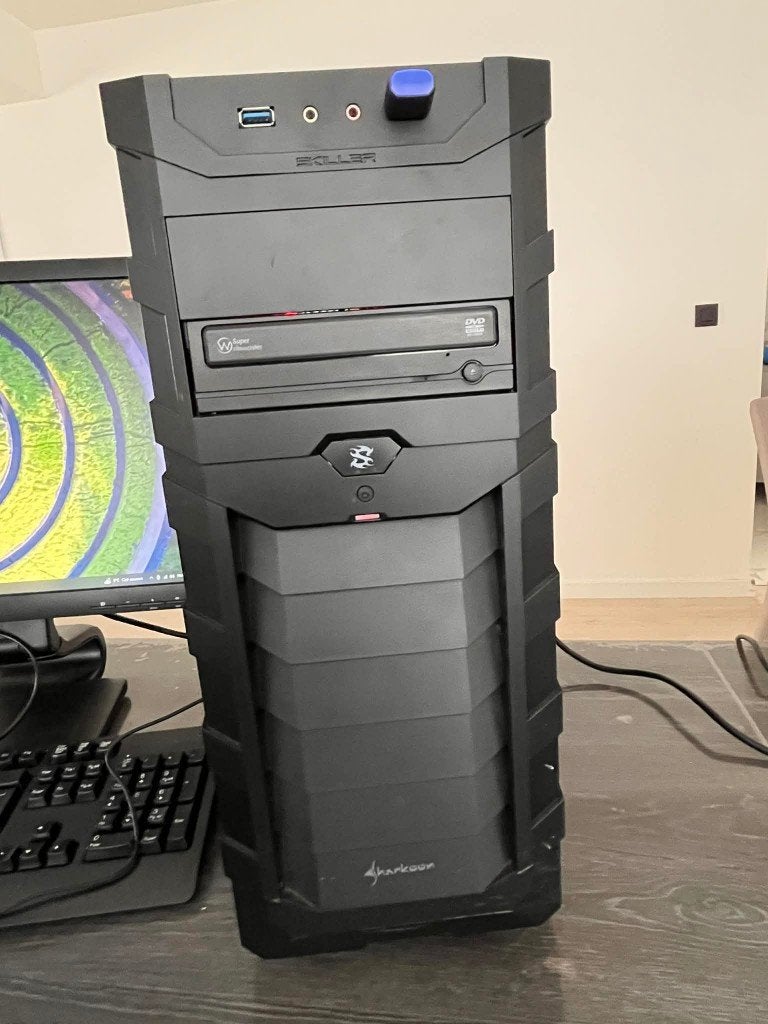 PC BUREAUTIQUE I7-2600 boitier Sharkoon, Informatique & Logiciels, 8 GB, Utilisé, HDD, Intel Core i7