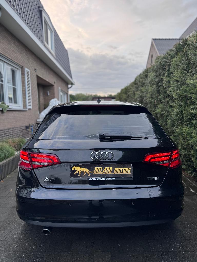 Audi A3 1.2TFSI 2015, Auto's, Voorwielaandrijving, Stof, 4 cilinders, Bedrijf