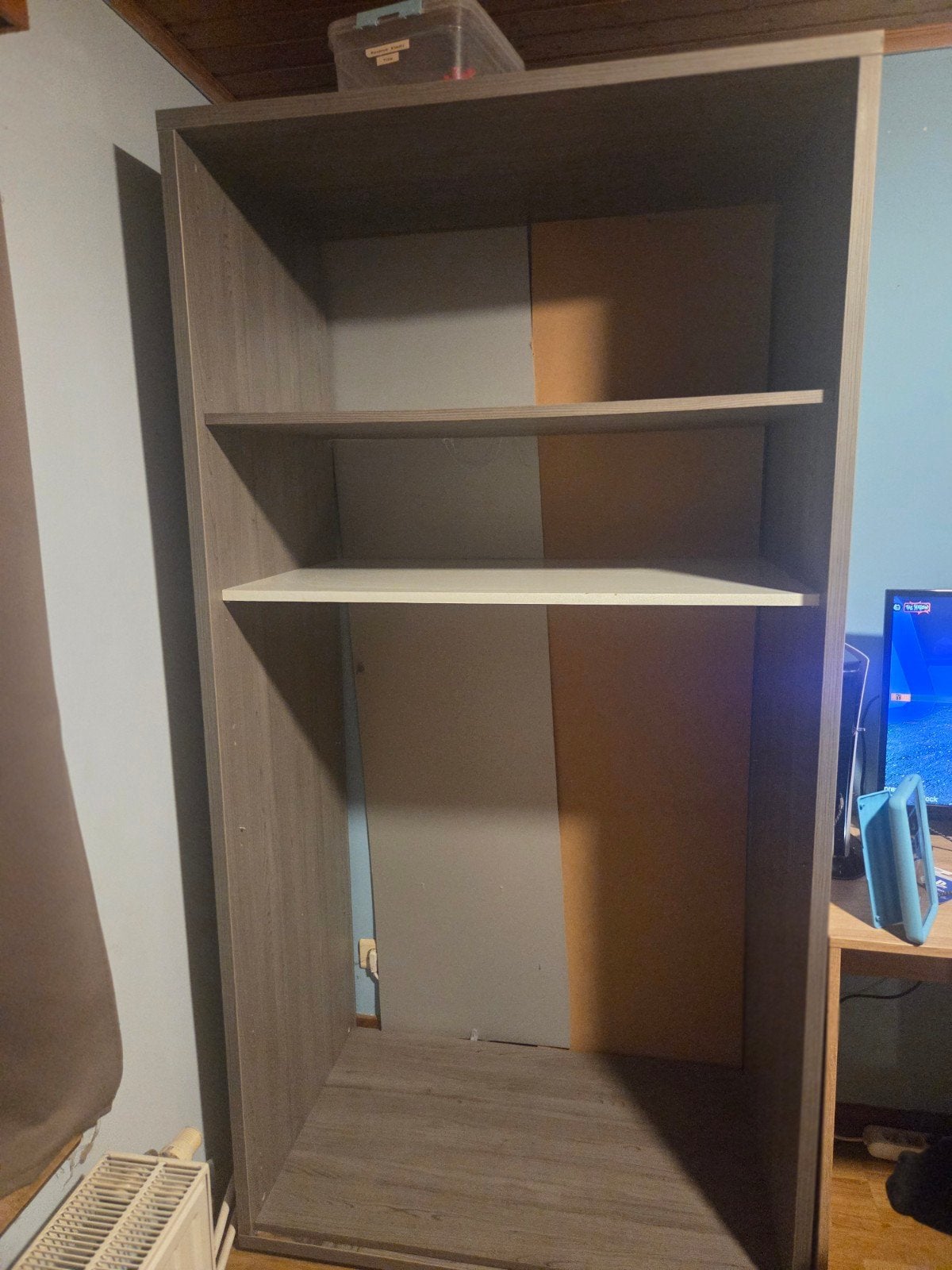 gratis kast, Ophalen of Verzenden, Gebruikt, 100 tot 150 cm