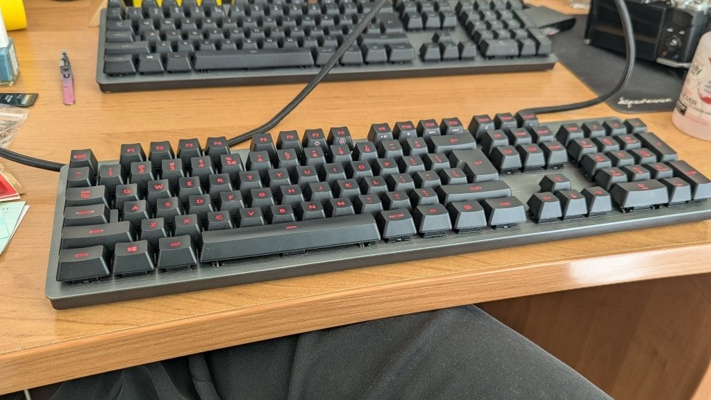 Logitech G413 Carbon mechanisch gamingtoetsenbord - QWERTY, Computers en Software, Toetsenborden, Gebruikt, Logitech G, Ophalen of Verzenden