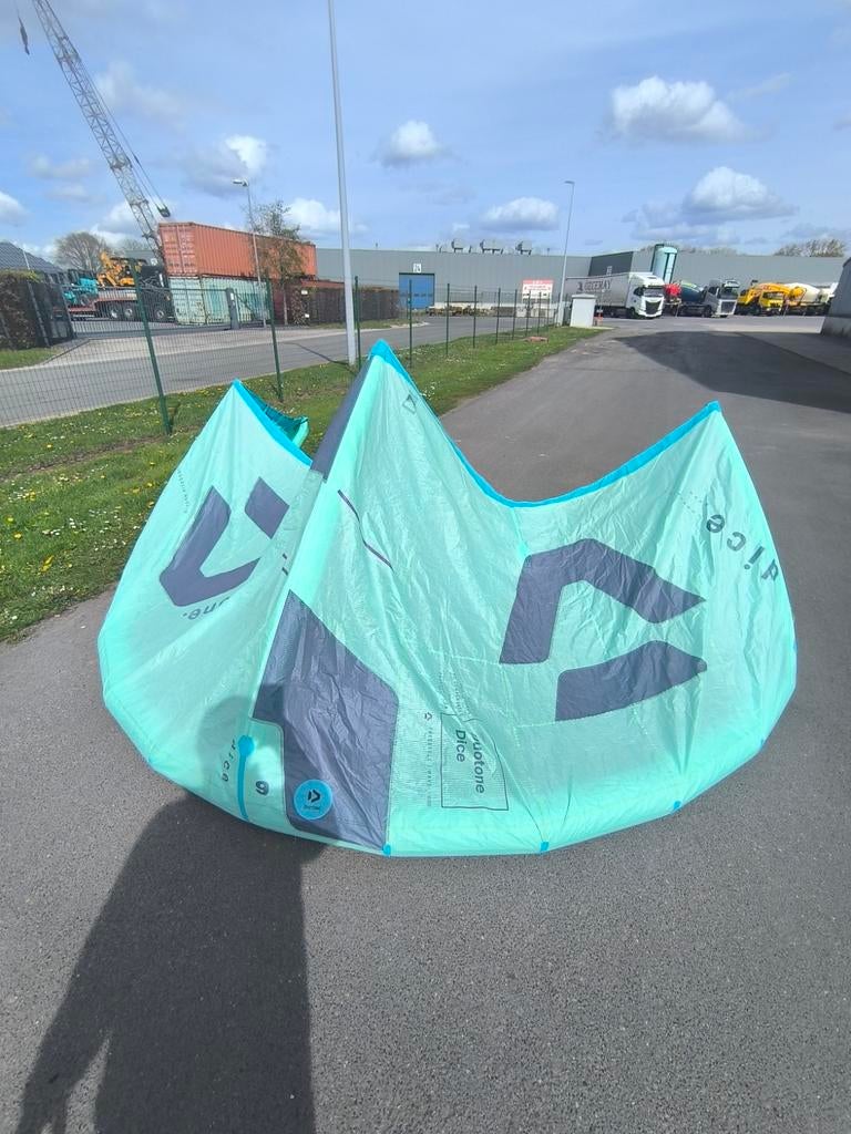 Duotone Dice 9m/2023, Sports nautiques & Bateaux, Kitesurf, Enlèvement ou Envoi