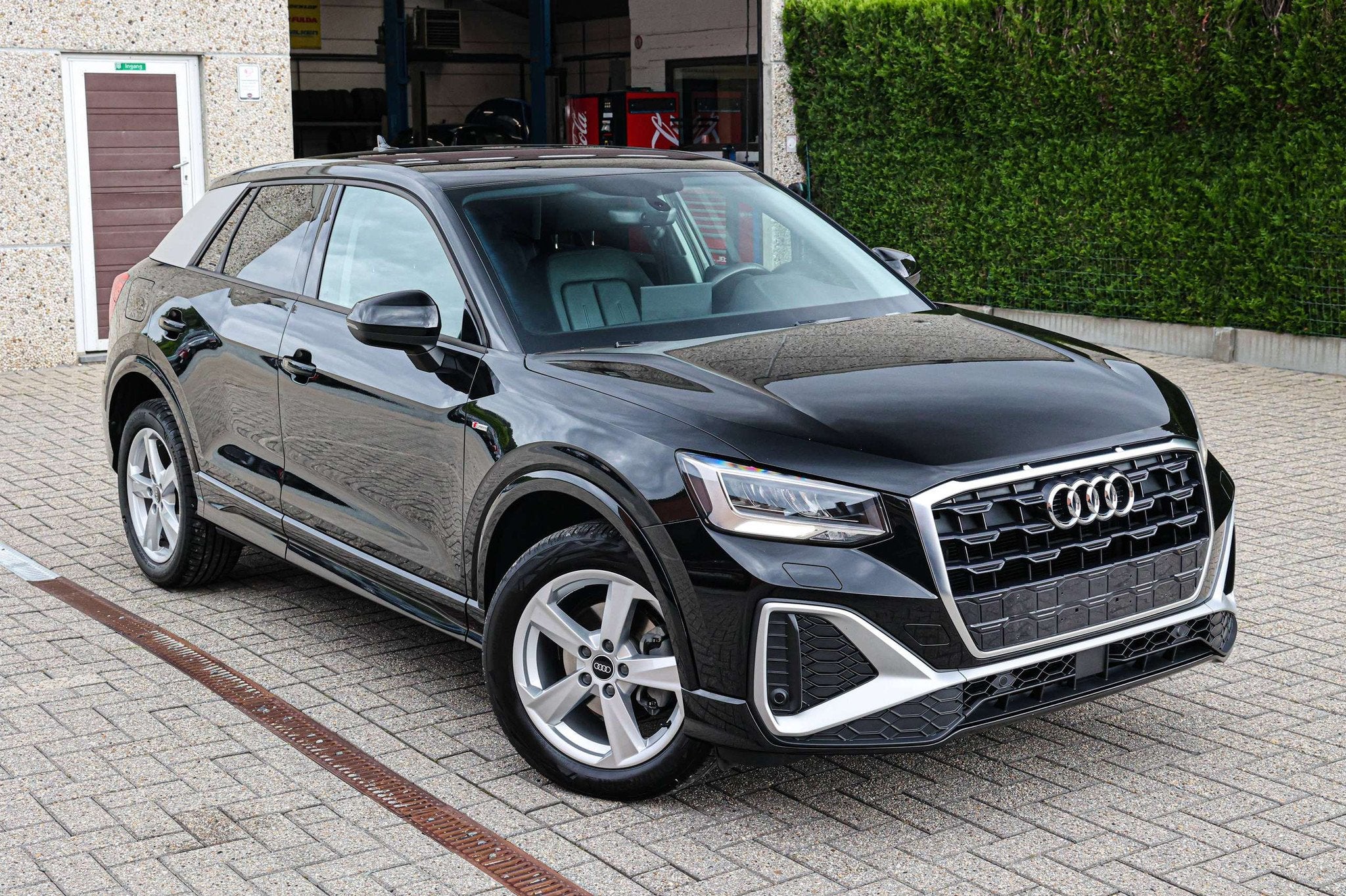 Audi Q2 S-LINE*CAMERA*ZETELVERW*ELECTRISCHE-KOFFER*VIRTUALCO, Voorwielaandrijving, 1325 kg, Gebruikt, Zwart