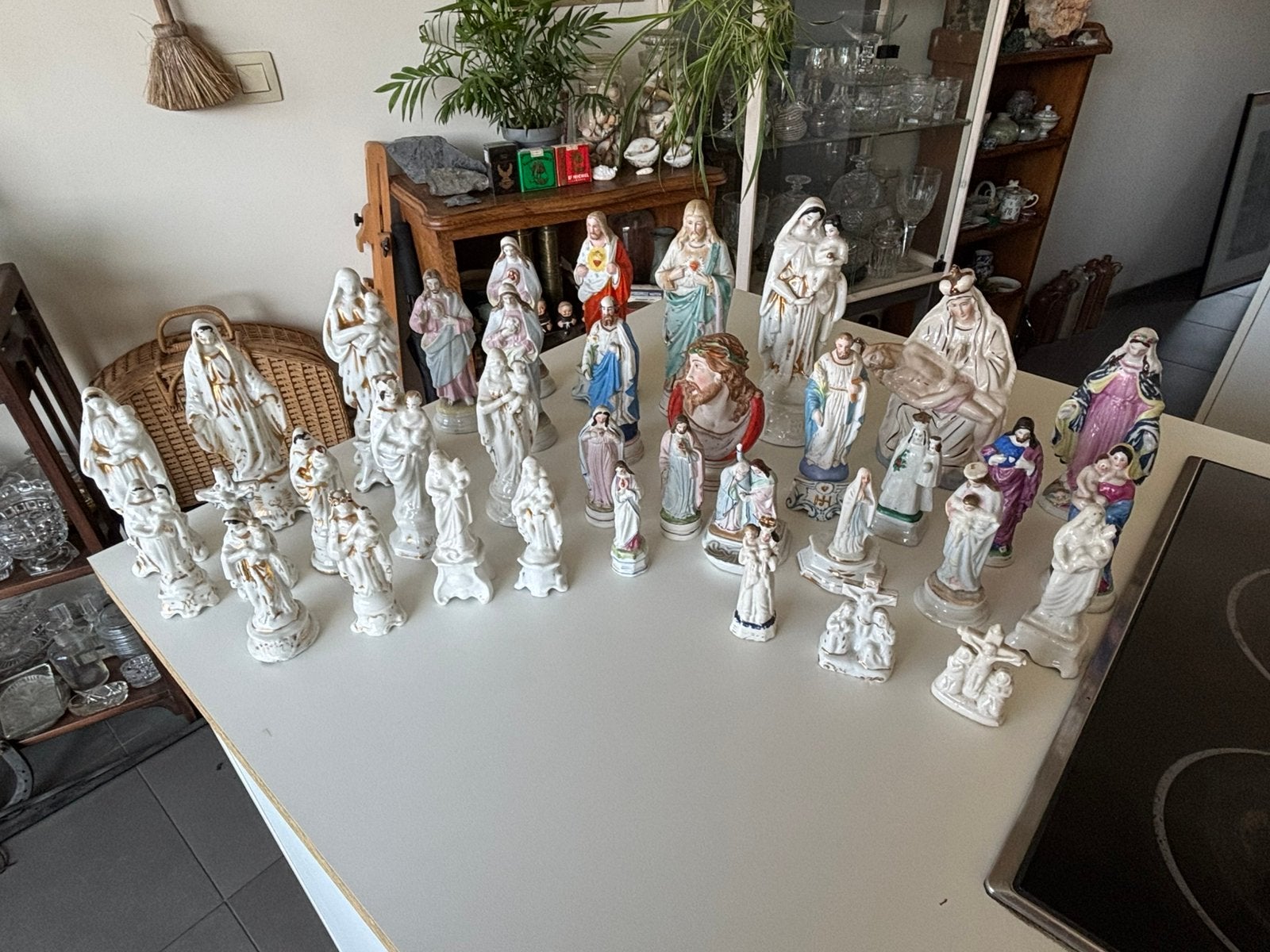 Belle collection de figurines de saints anciens., Antiquités & Art, Enlèvement