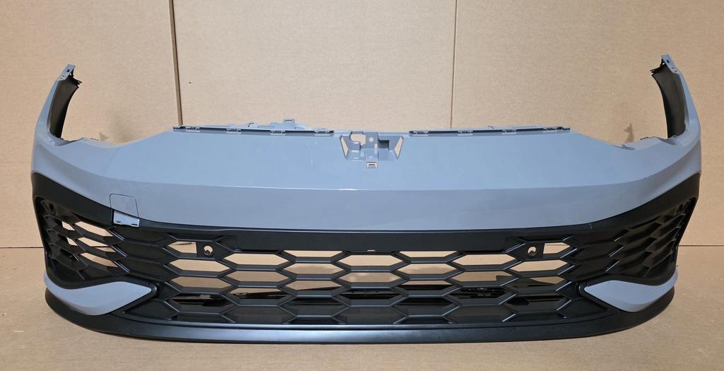 Voorbumper VW Golf 8 VIII GTI CLUBSPORT 4xPDC 5H0807221D, Auto-onderdelen, Gebruikt, -, Ophalen of Verzenden, Bumper