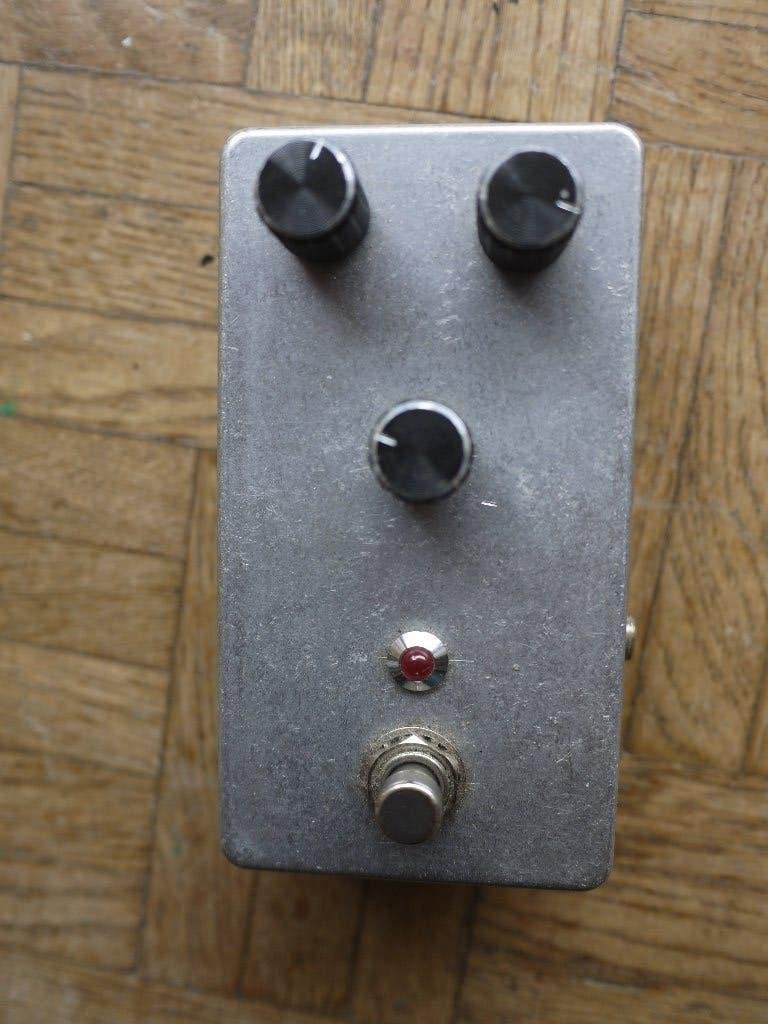 Clone Fuzz Maestro FZ1 (BMS pedals), Enlèvement ou Envoi, Utilisé, Distortion, Overdrive ou Fuzz