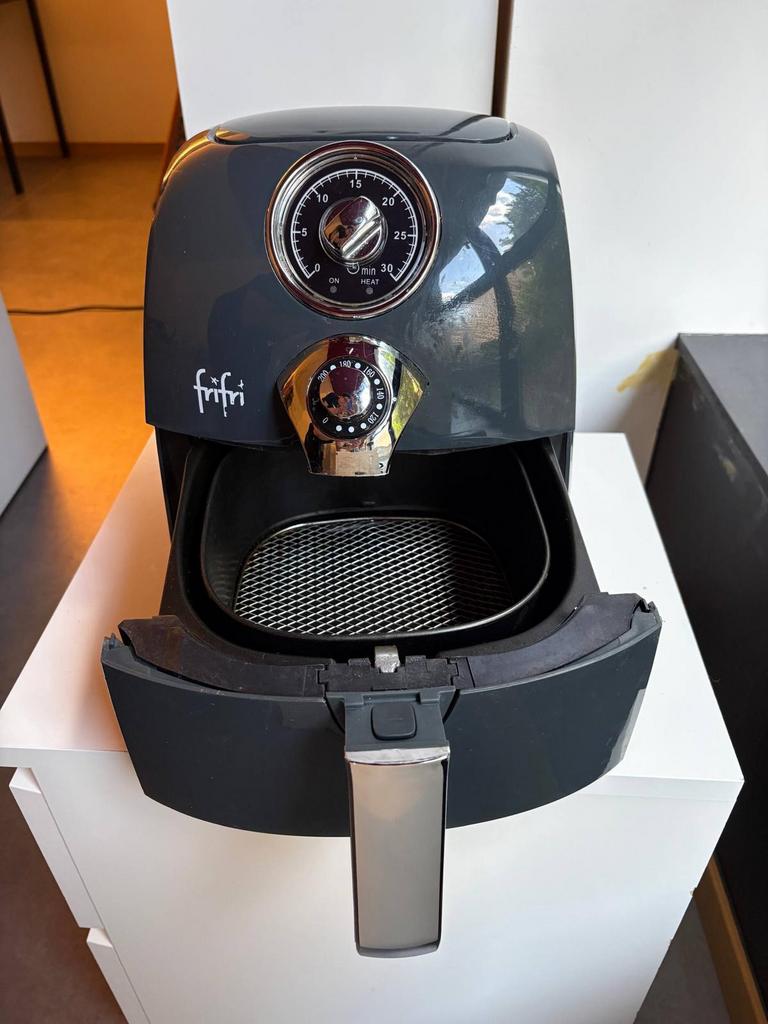 La friteuse sans huile VINTAGE frifri / 110C à 200C / 30€, Electroménager, Enlèvement ou Envoi, Comme neuf, Friteuse à air, 750 à 999 grammes