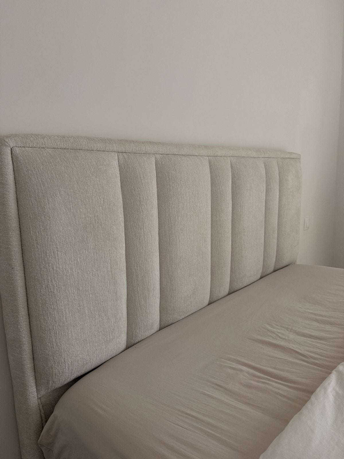 Tete de lit, Enlèvement, Comme neuf
