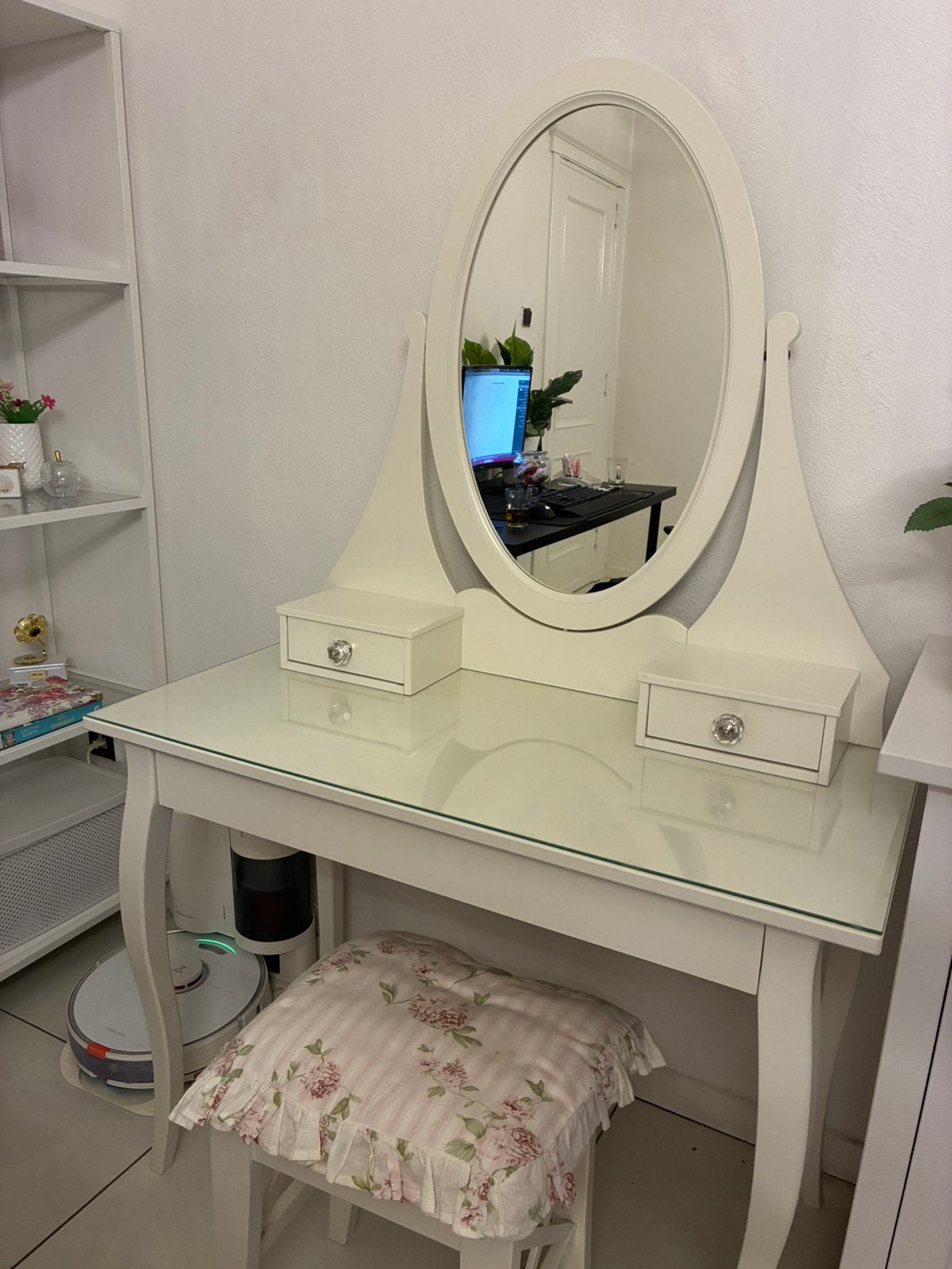 Make-up tafel met stoel, Ophalen, Zo goed als nieuw