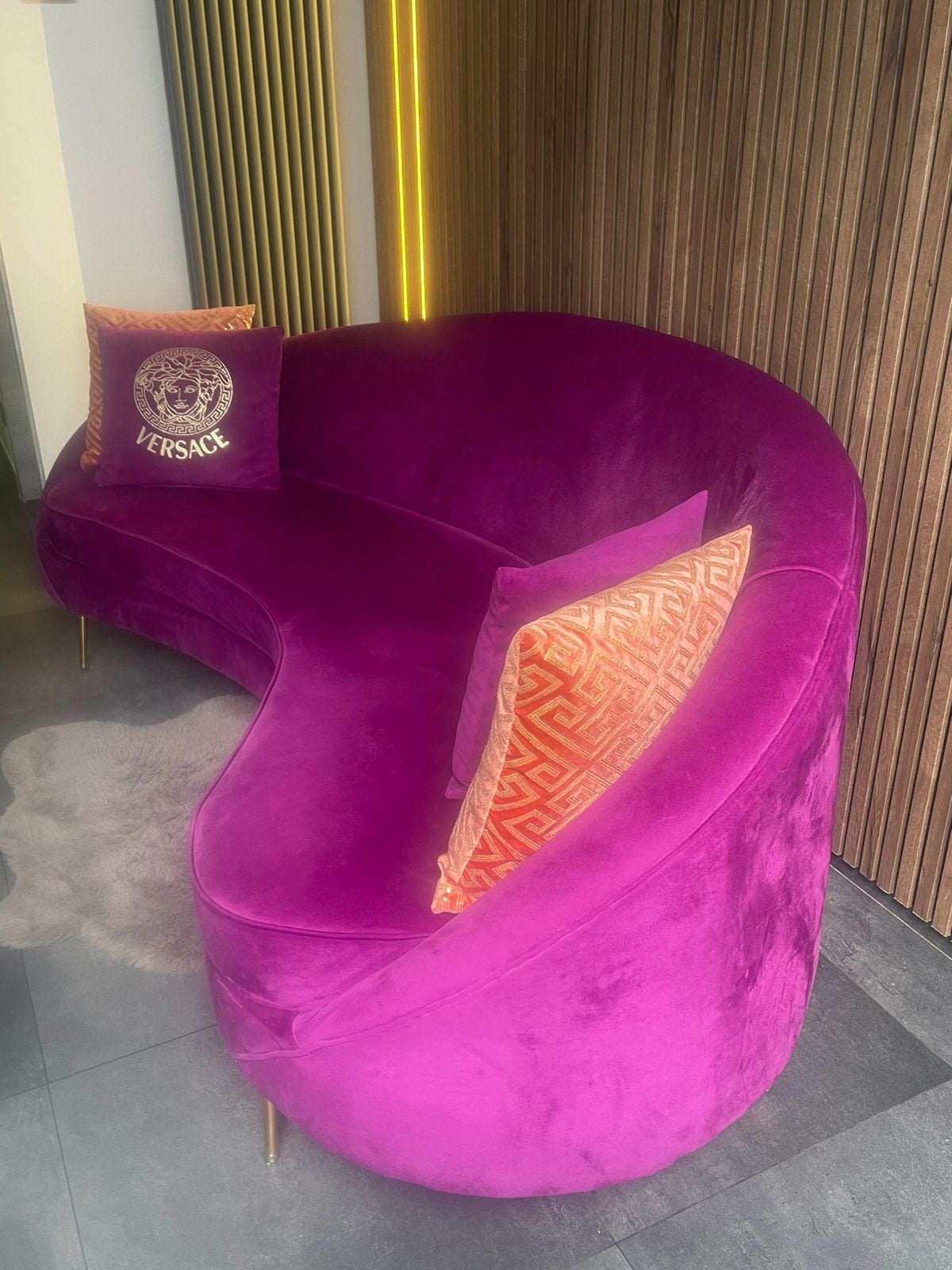 Fauteuil neuve avec 4 coussin Versace ., Ophalen, Zo goed als nieuw