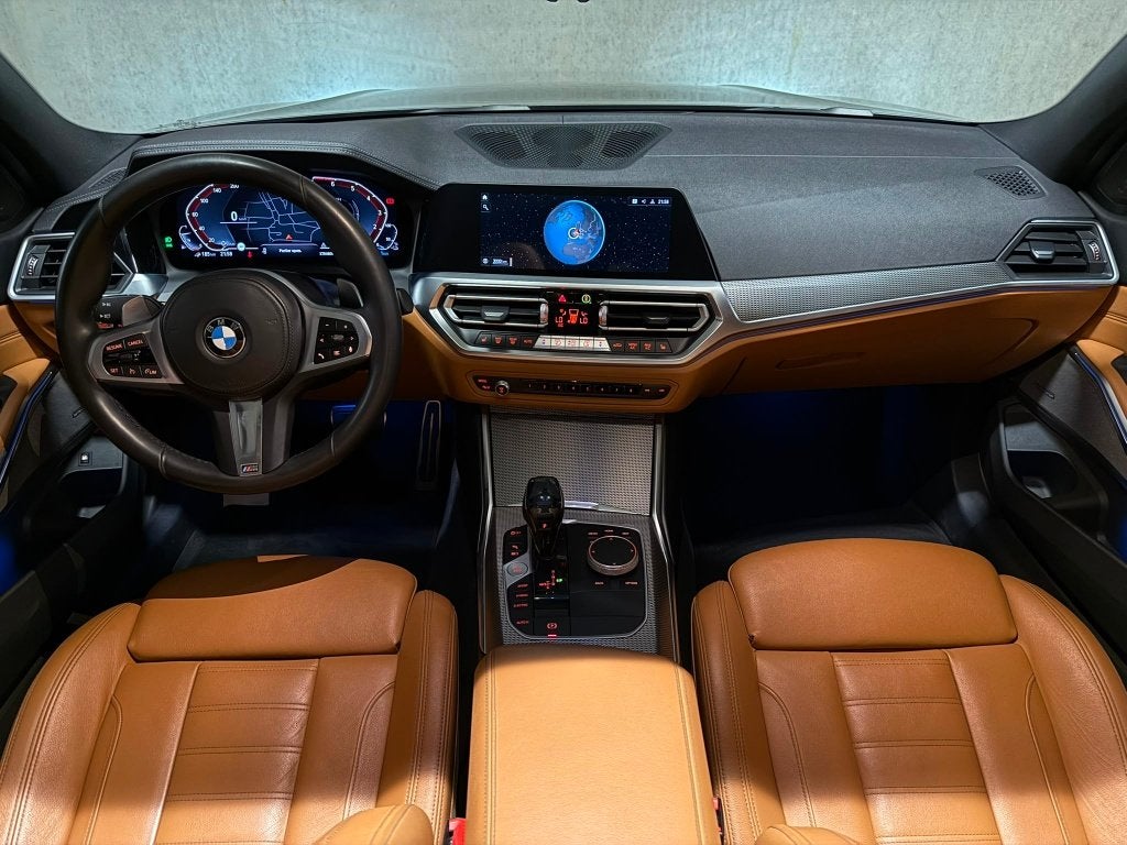 BMW 330 e | M-PACK | SCHUIFDAK | BRUIN LEDER | CAM |CARPLY !, Auto's, BMW, Automaat, Achterwielaandrijving, Euro 6, Zwart