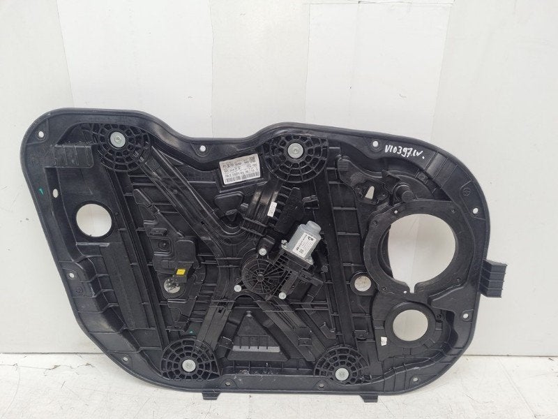 RAAMMECHANIEK LINKS VOOR Hyundai i30 Wagon (PDEF), Hyundai Motor Deutschland GmbH, Gebruikt, Kaiserleipromenade 5
63067  Offenbach am Main, DE