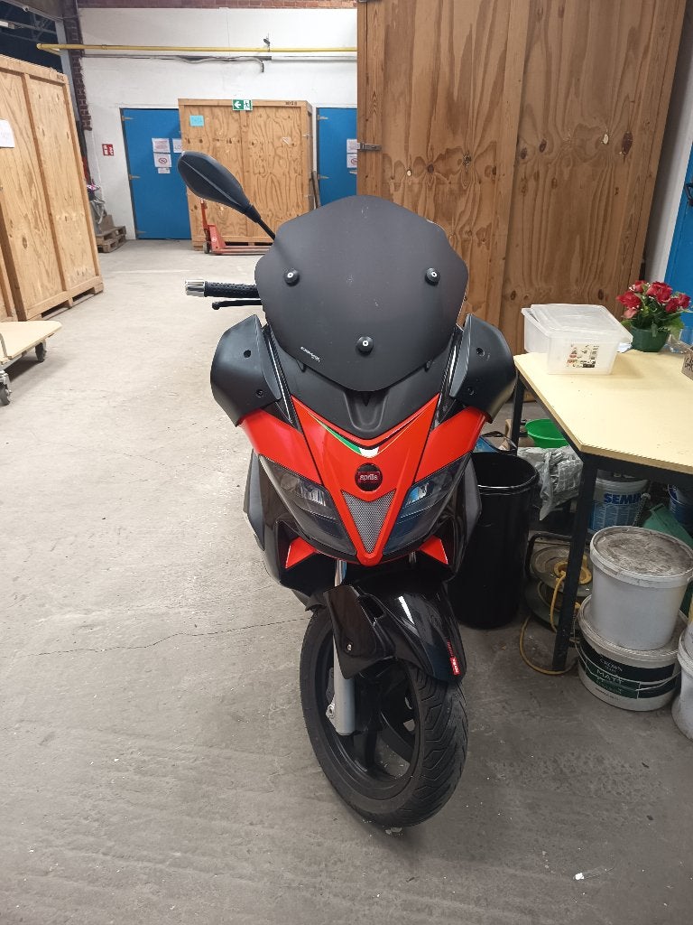 Aprilia SR 300 maximaal, Motoren, Onderdelen | Overige, Ophalen, Gebruikt