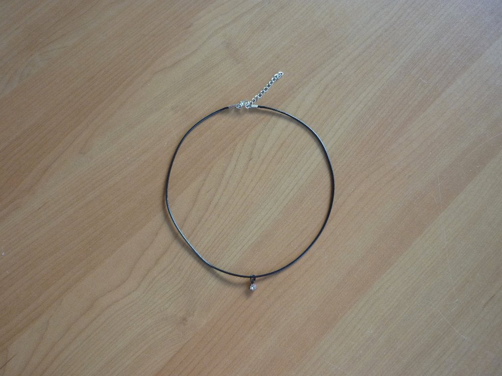 Zwarte touw ketting met witte strass steen hanger, Ophalen of Verzenden