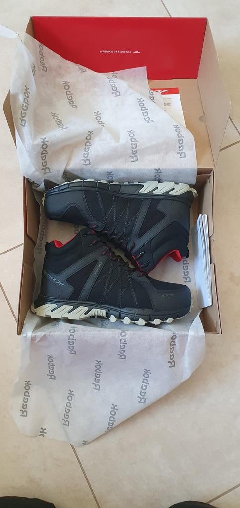 Reebok Chaussure de travail Trailgrip 1052 S3 taille 42, Vêtements | Hommes, Chaussures