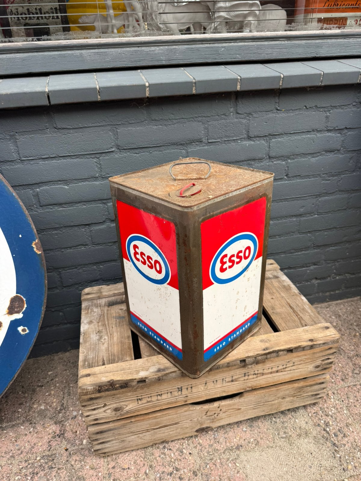 Groot oud Esso olieblik, Gebruikt, ., ., .
