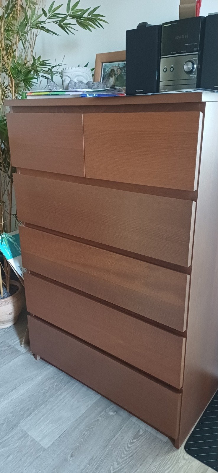 Meubles a vendre , tables pour 4 à 8 personnes. 4 chaises., Ophalen