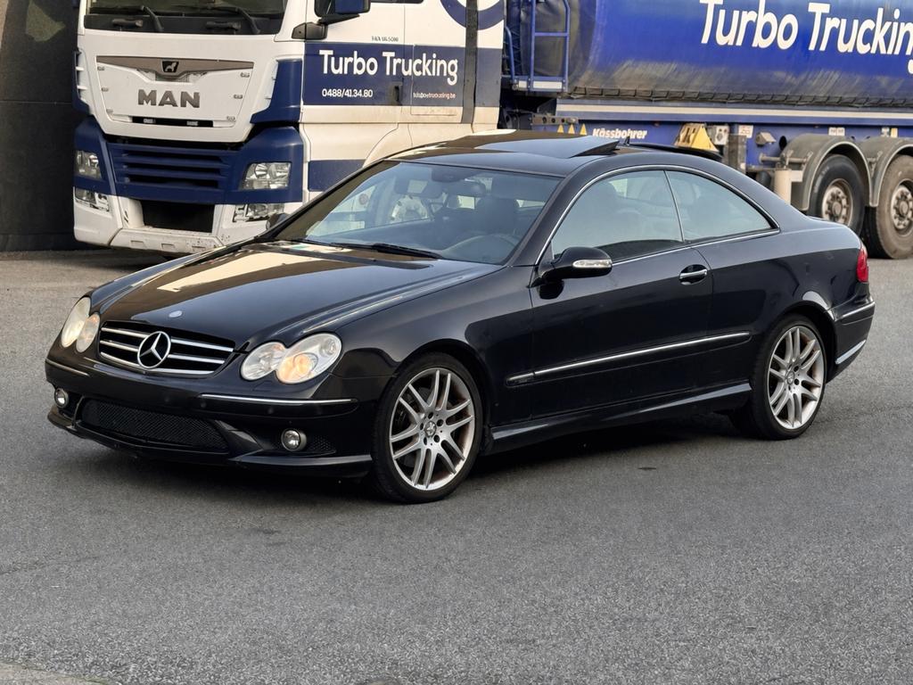 Mercedes Clk220CDI Amg Pack 2008 Fulll, Auto's, Mercedes-Benz, Automaat, 4 deurs, Zwart, Parkeersensor