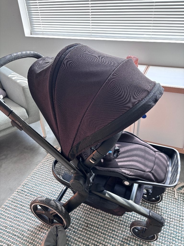 Joolz Hub+ met wieg, maxi cosi adapter, regenhoes en mugnet, Gebruikt, Met reiswieg, Ophalen, Kinderwagen