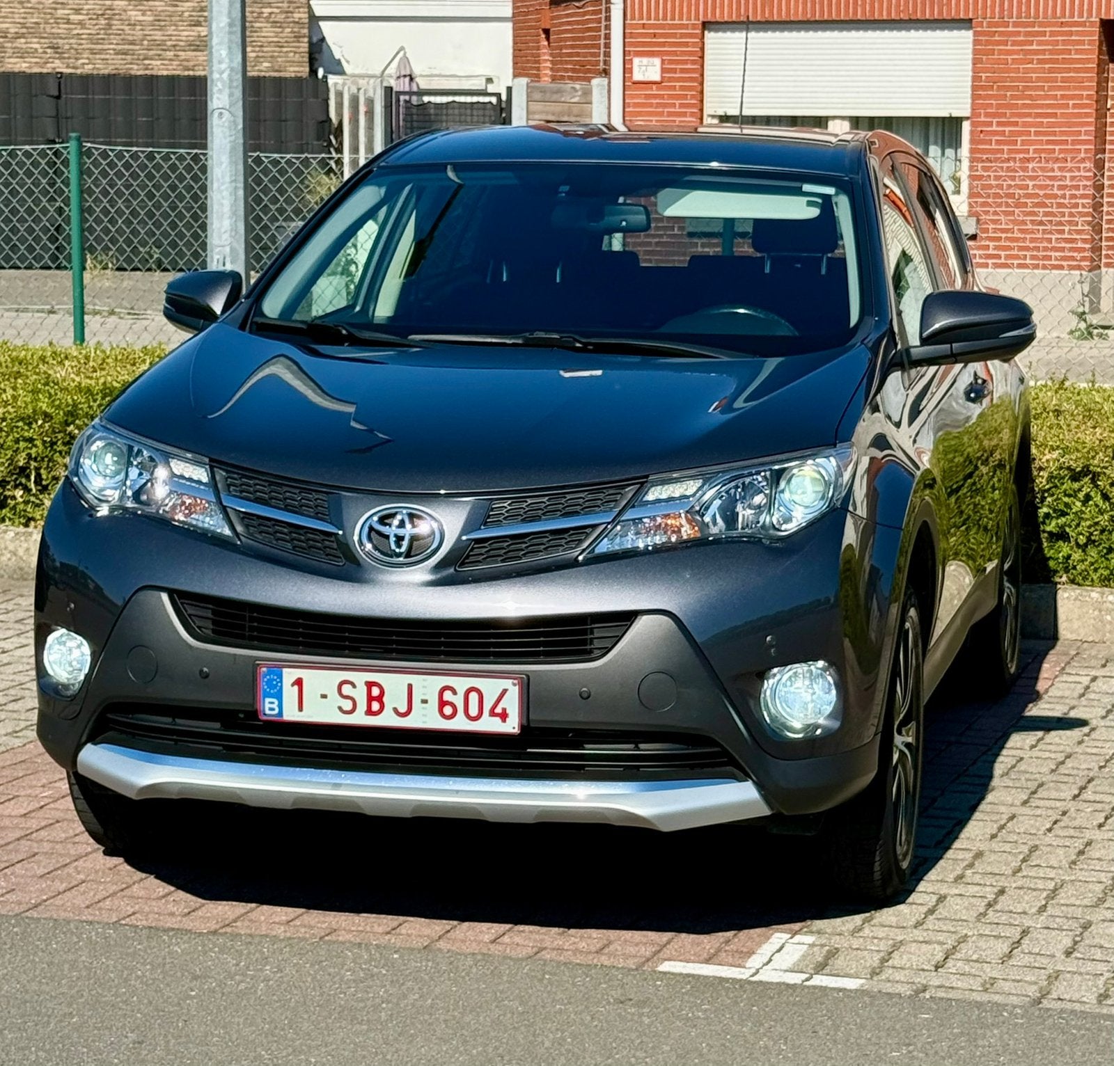 Toyota RAV4 Dynamic AWD, Autos, Toyota, Argent ou Gris, Achat, Euro 6, Boîte manuelle
