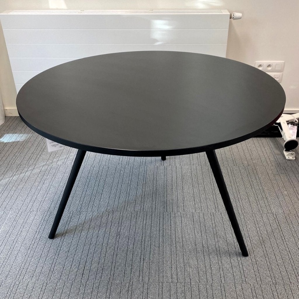 Arper Meety design tafel Ø120 – showroomstaat – €550, Huis en Inrichting, Tafels | Eettafels, Ophalen, Rond, Zo goed als nieuw