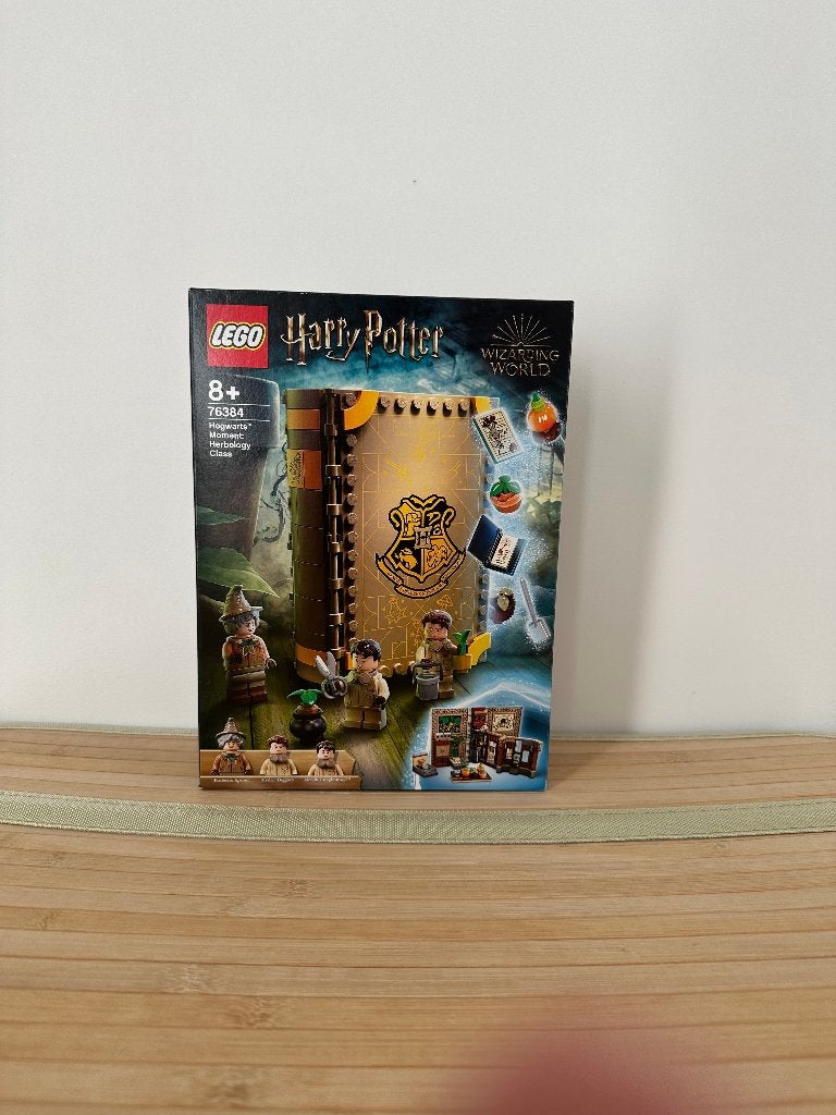 76384 Hogwarts Moment: Herbology Class, Kinderen en Baby's, Speelgoed | Duplo en Lego, Nieuw, Lego, Complete set, Compleet, Inclusief accessoires