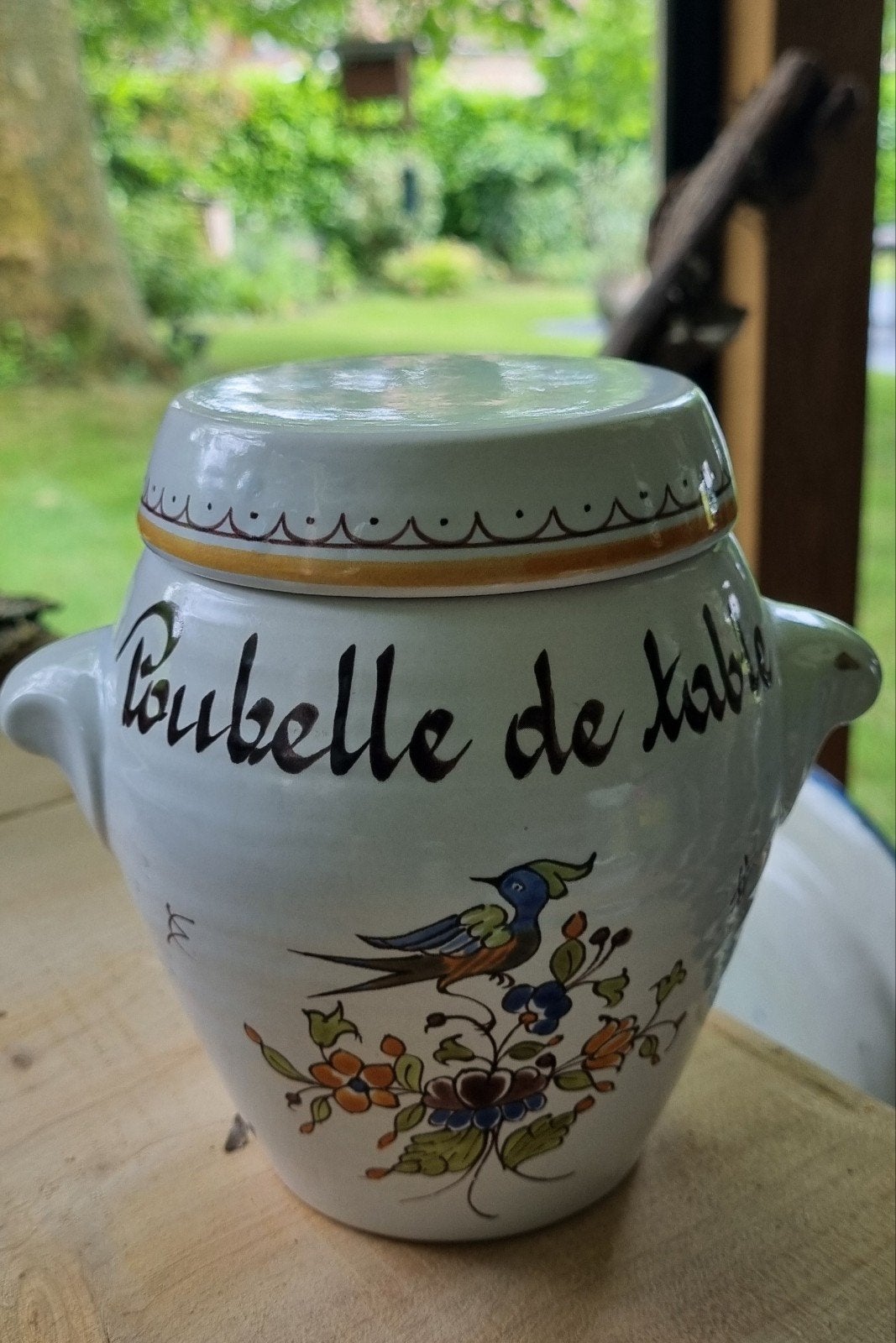 Pochette de table, Enlèvement