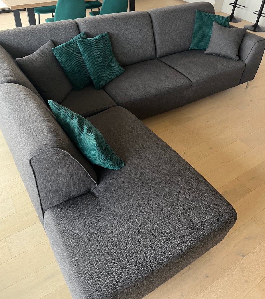 Grijze hoekzetel met longchair | 270 cm | zeer goede staat, Huis en Inrichting, Ophalen, Zo goed als nieuw, Stof, Modern & tijdloos