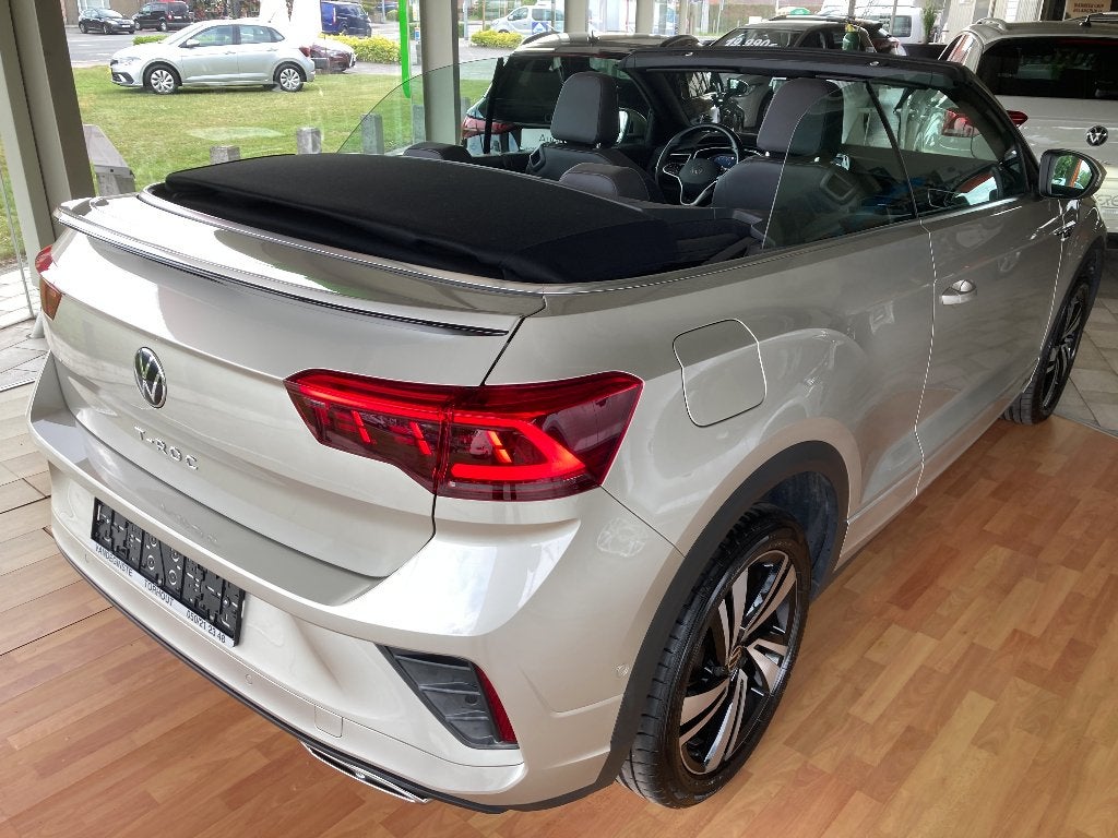 T-Roc 150tsi -AUTOMATIC - R-LINE -GPS -App -Cam -DCC -MATRIX, Autos, Volkswagen, Argent ou Gris, Achat, Entreprise, https://public.car-pass.be/vhr/4f097f9a-31d2-4725-b807-a1577ae65e1d