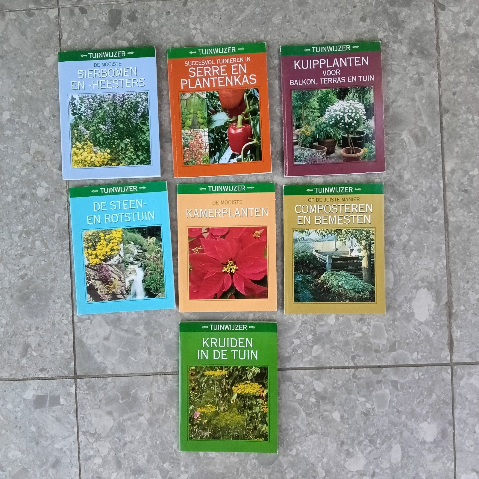 Pakket boeken "Tuinwijzer", Ophalen of Verzenden, Zo goed als nieuw
